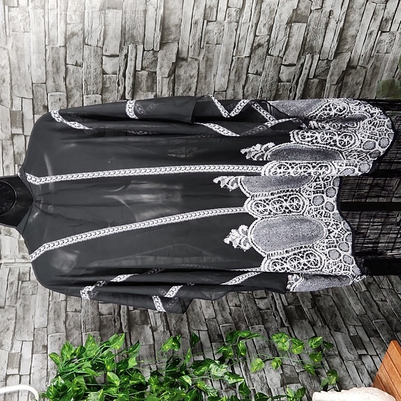 Cruise Club Kimono - Picture 7 of 9